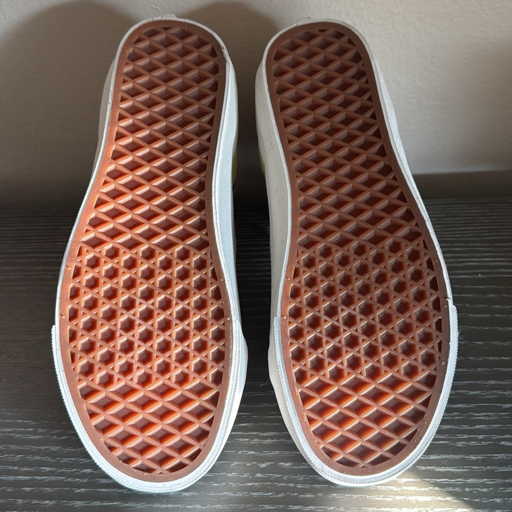 Vans SK8-Hi Sneakers - Picture 4 of 7